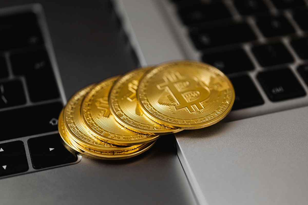 Bitcoin mining hardware ASIC machine