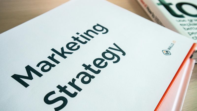 7P Marketing Dịch Vụ: Từ 4P Đến 7P Và Cách Áp Dụng Thực Tế