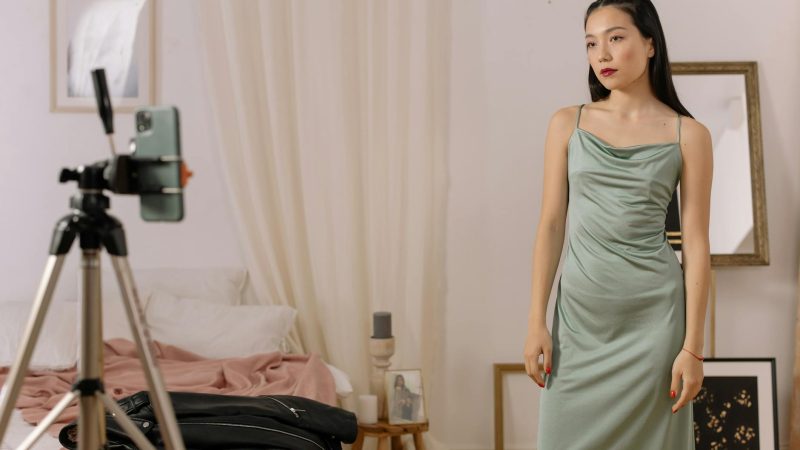 Livestream Bán Hàng Hiệu Quả: 10 Bí Quyết Tăng Doanh Thu 2026