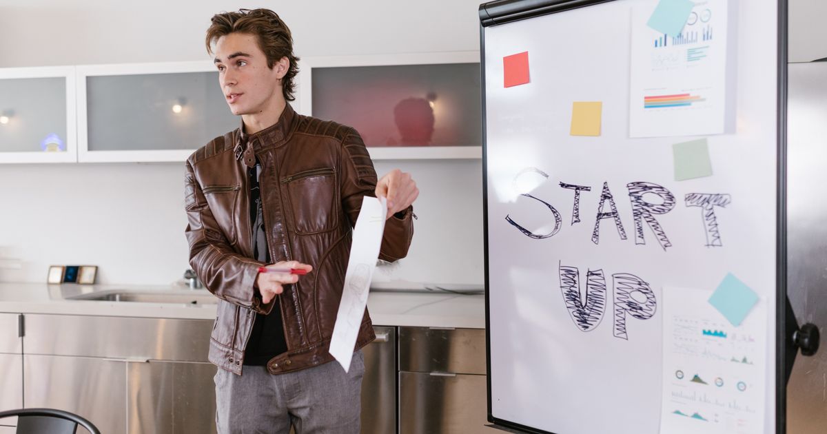 Cách Viết Business Plan: Hướng Dẫn 4 Bước Cho Startup VN