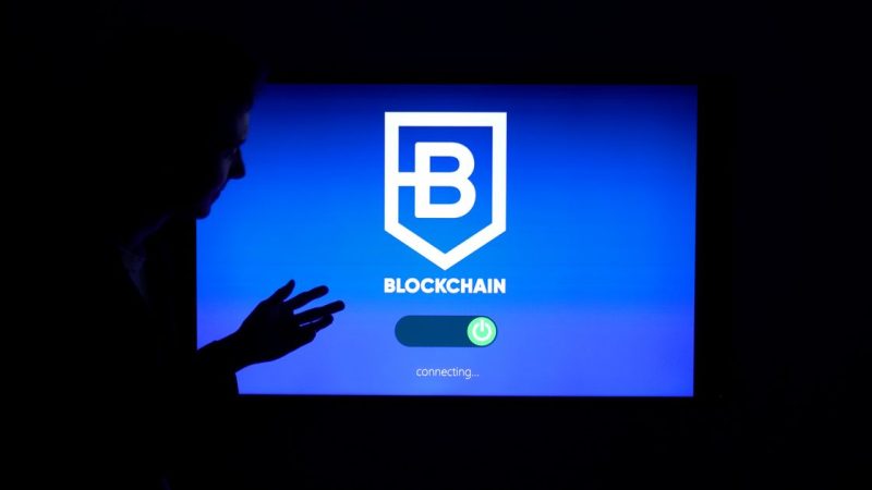 Web3 là gì? Giải thích đơn giản cho người mới bắt đầu (2026)