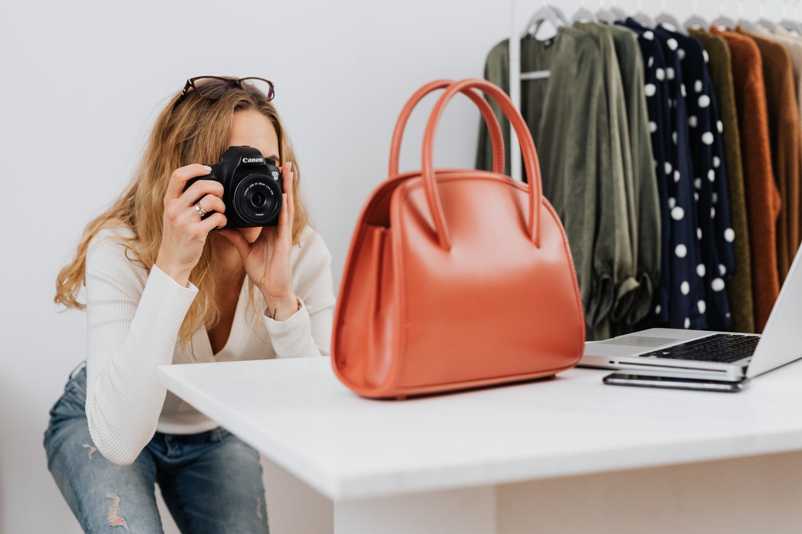 Chụp ảnh sản phẩm đẹp cho Shopee